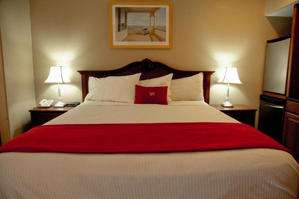 לייק פלאסיד Lake Grassy Inn & Suites חדר תמונה